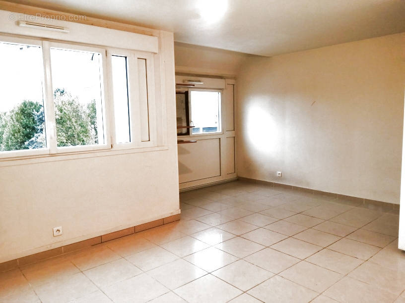 Appartement à PIERREFITTE-SUR-SEINE