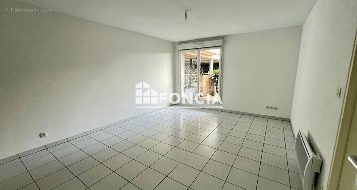 Appartement à MONTIGNY-EN-GOHELLE