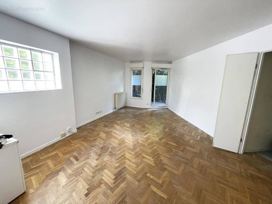 Appartement à SURESNES