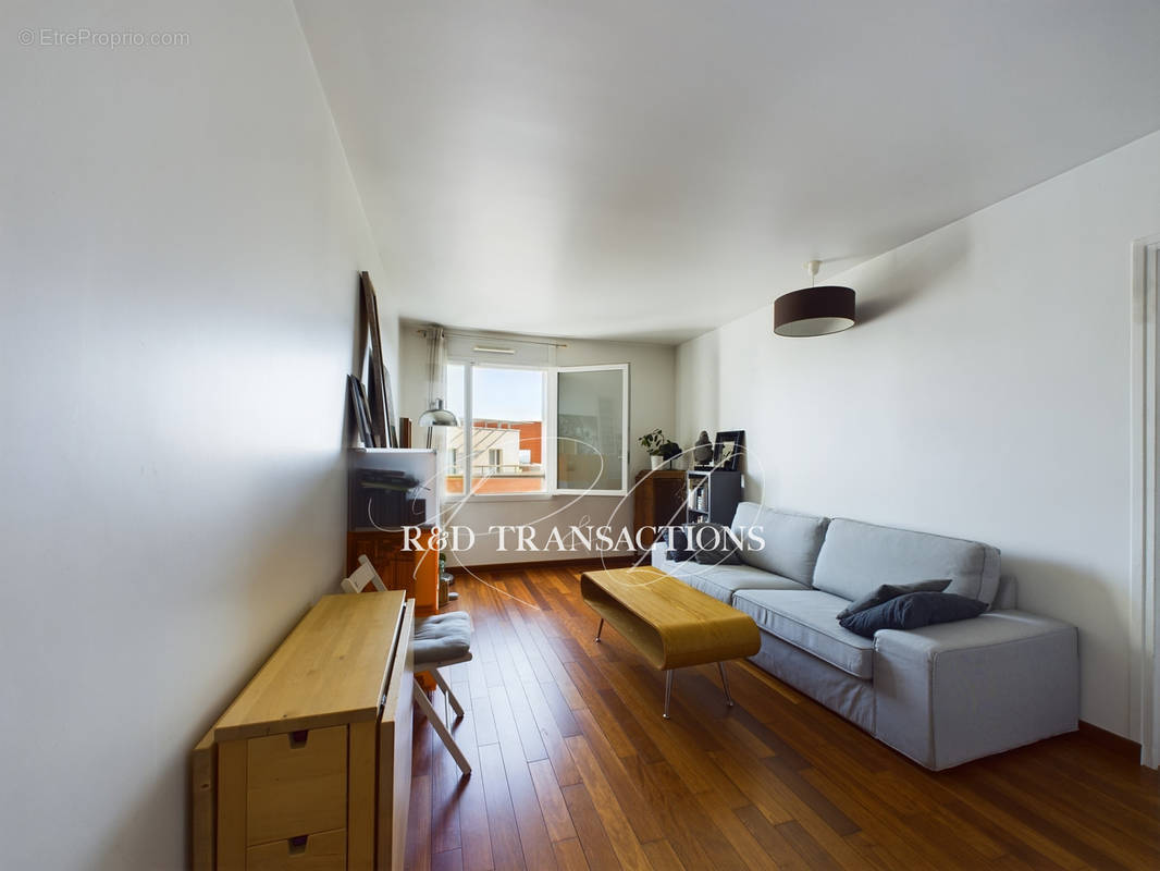 Appartement à ISSY-LES-MOULINEAUX