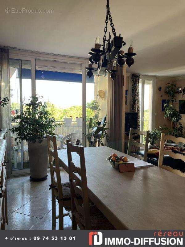 Appartement à MARSEILLE-12E