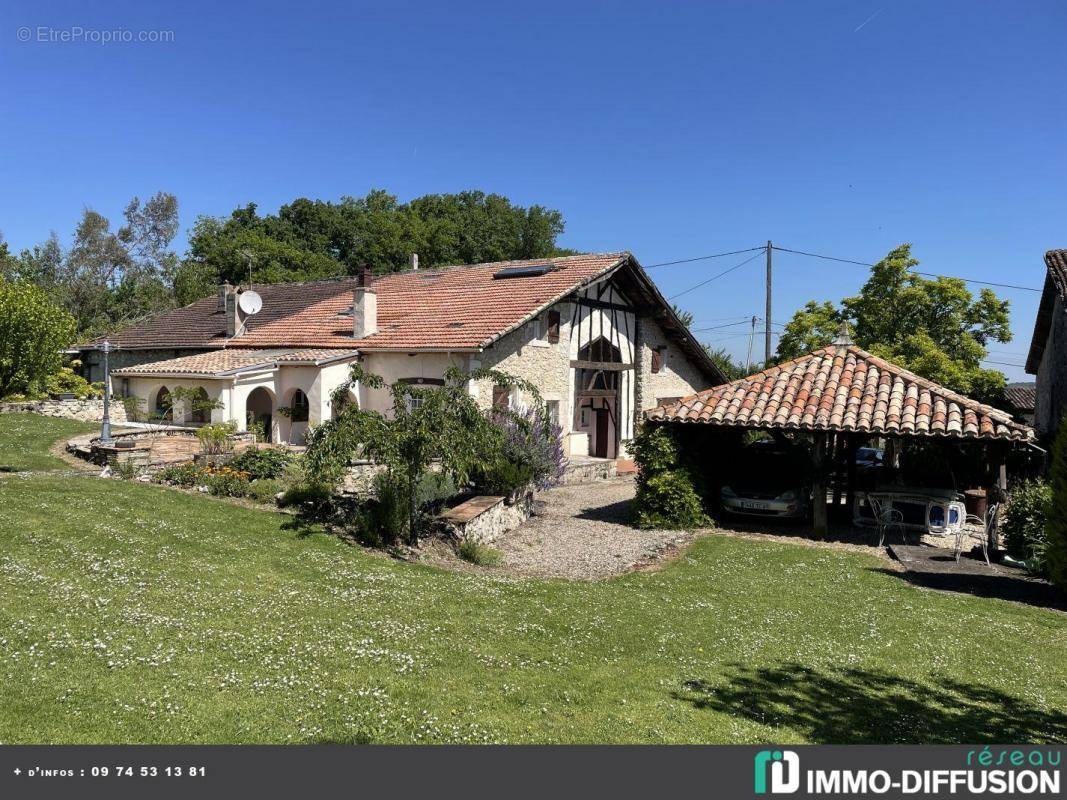 Maison à CASTELJALOUX