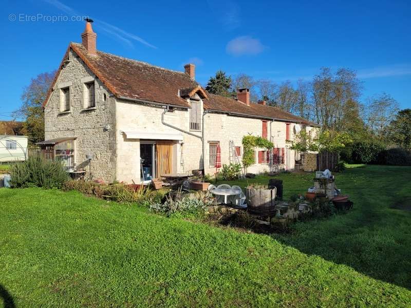 Maison à NOUATRE