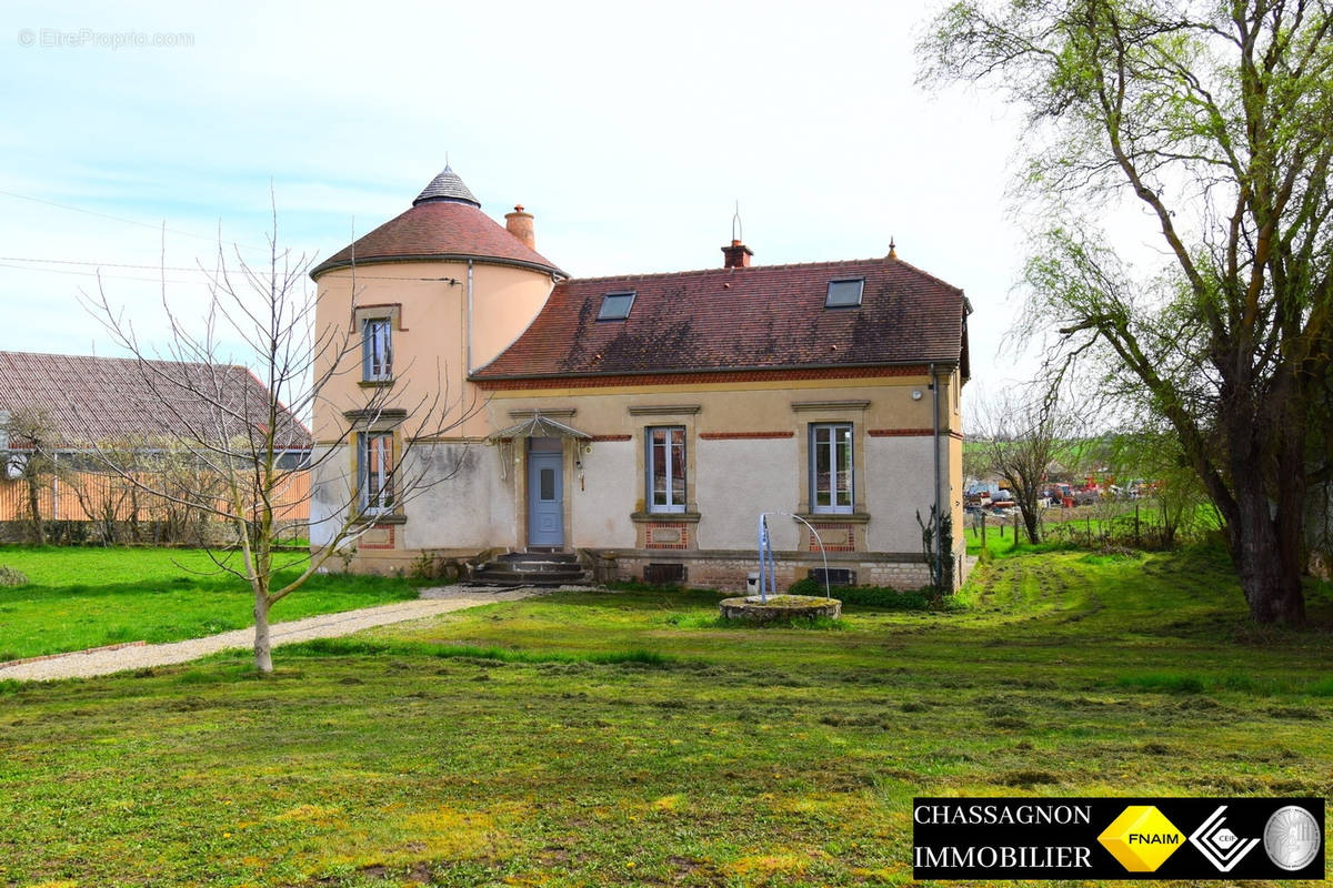 Maison à MOULINS