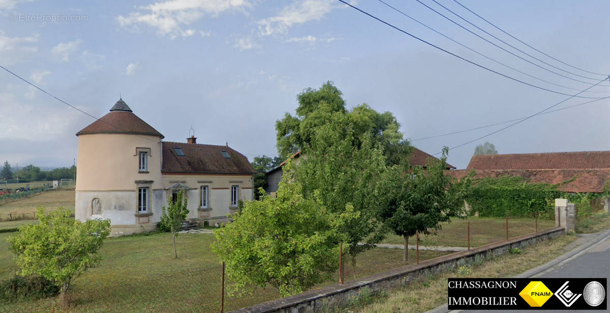 Maison à SOUVIGNY