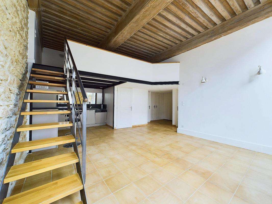 Appartement à LYON-4E