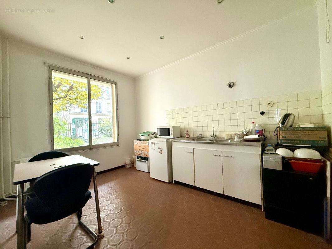 Appartement à PARIS-19E