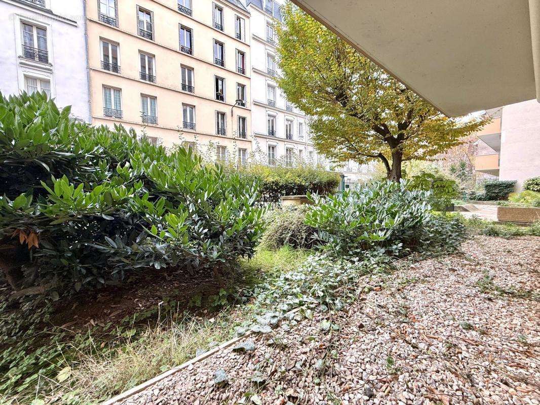 Appartement à PARIS-19E