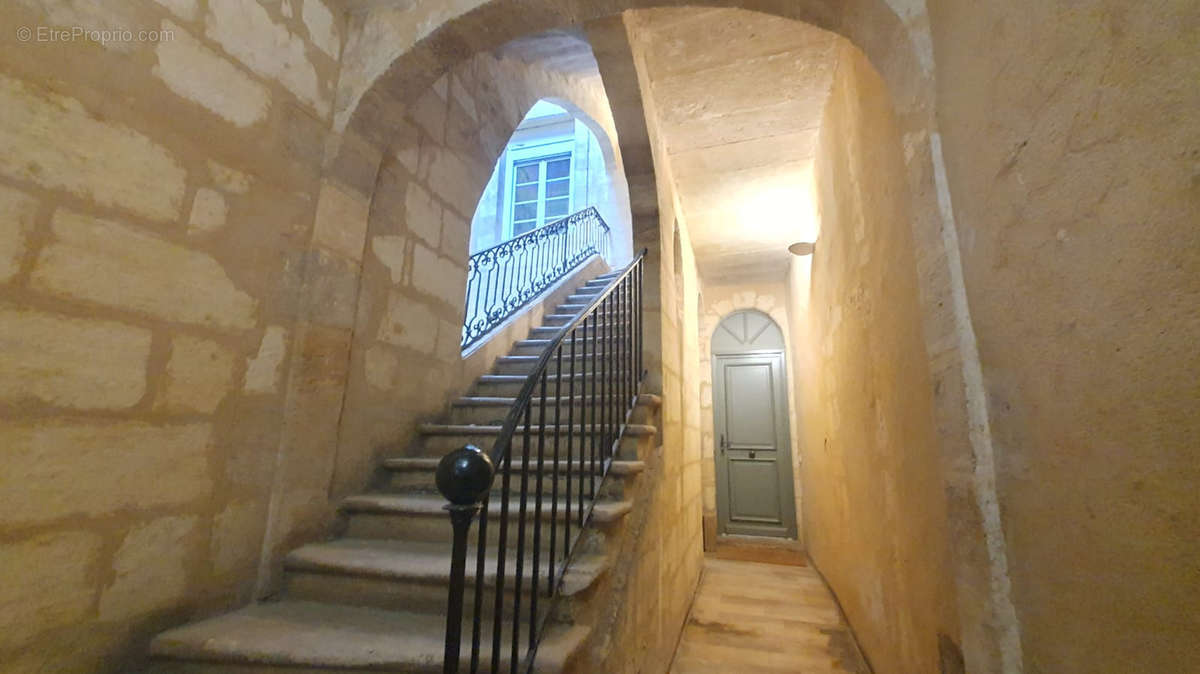 Appartement à BORDEAUX