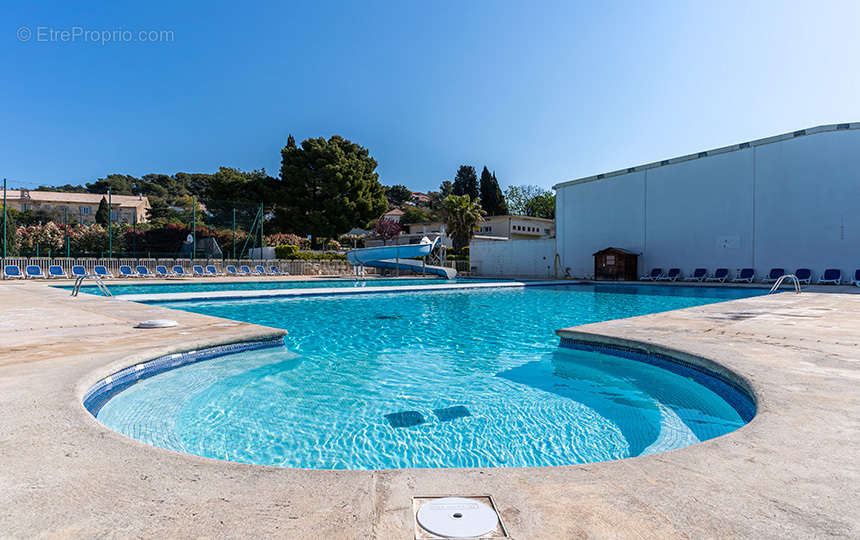 Appartement à LA LONDE-LES-MAURES