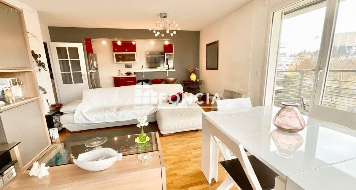 Appartement à LE PLESSIS-ROBINSON