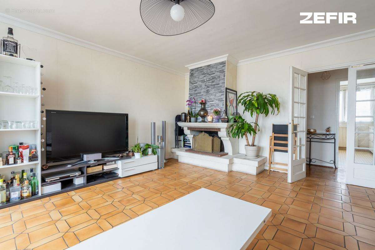 Appartement à DRANCY