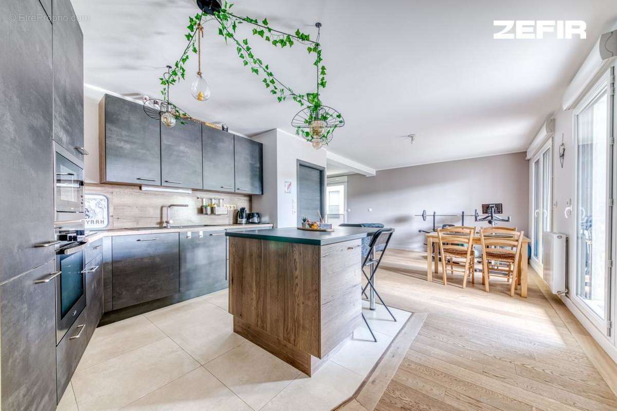 Appartement à LYON-9E