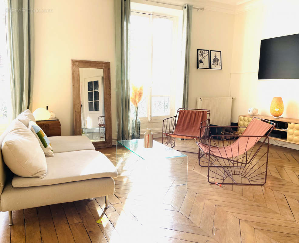 Appartement à VERSAILLES