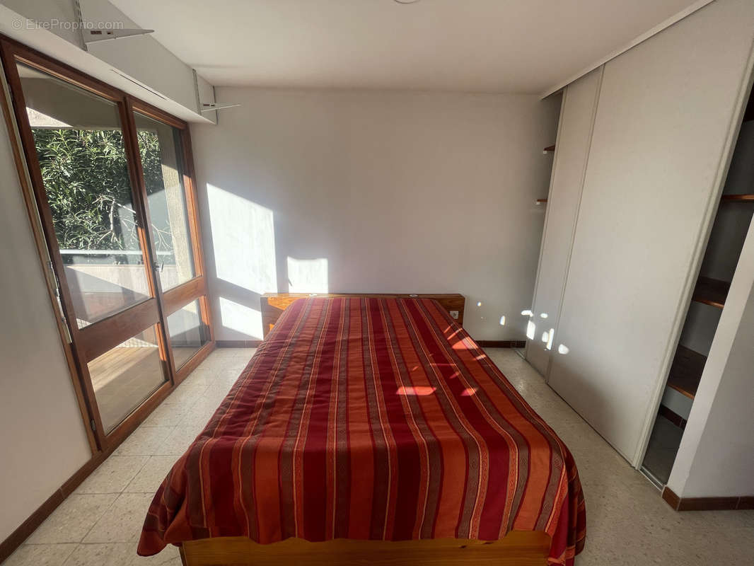 Appartement à MARSEILLE-12E