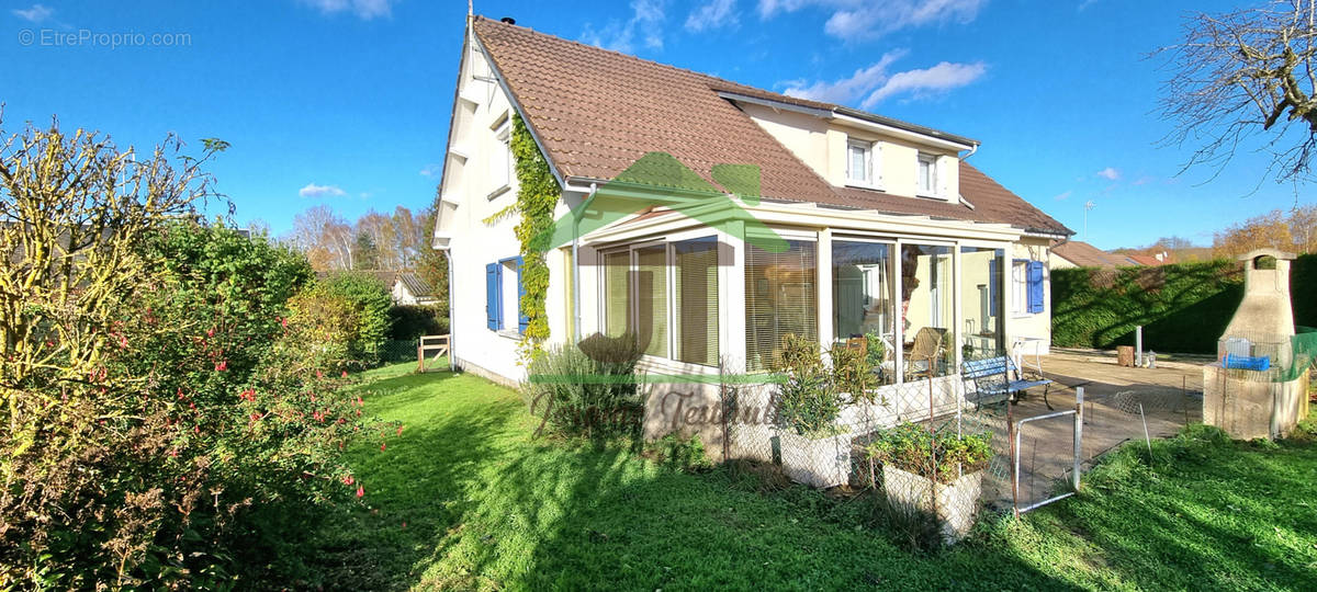 Maison à CHATEAUDUN