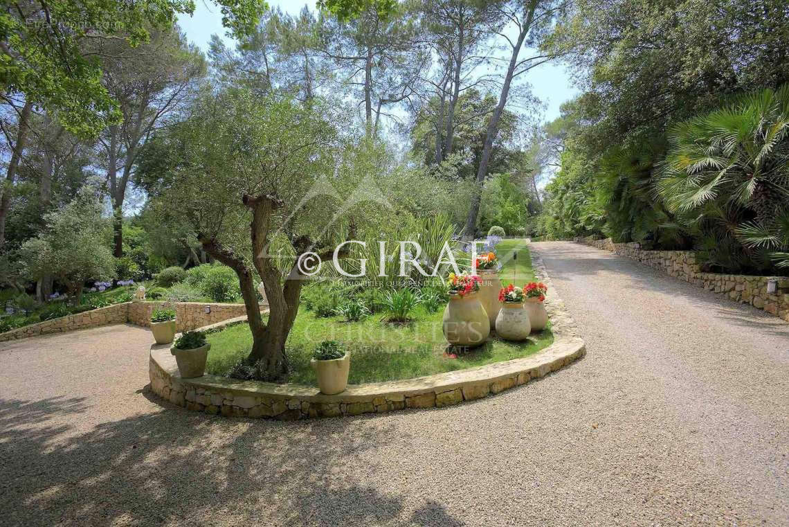 Maison à MOUGINS