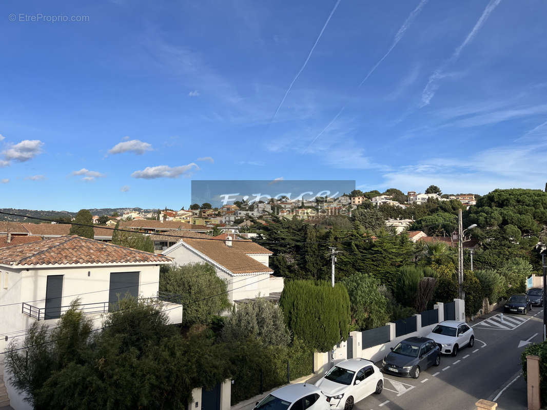 Appartement à SIX-FOURS-LES-PLAGES