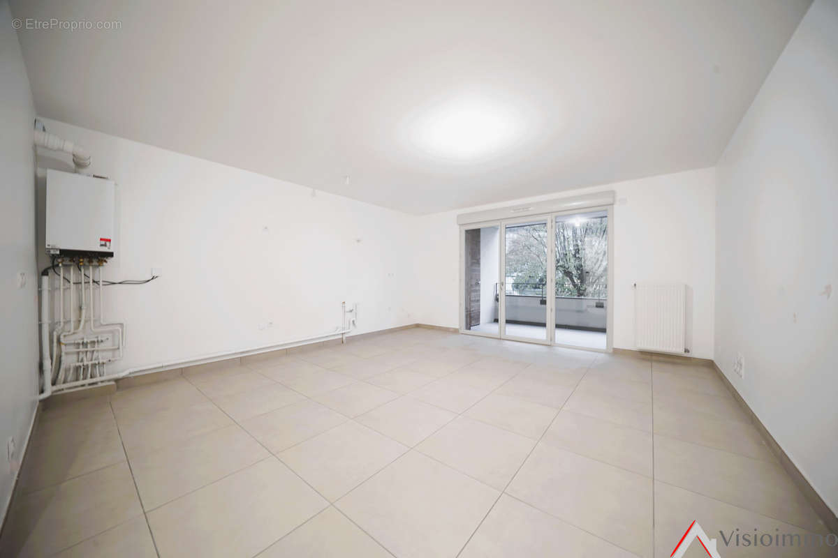 Appartement à SASSENAGE