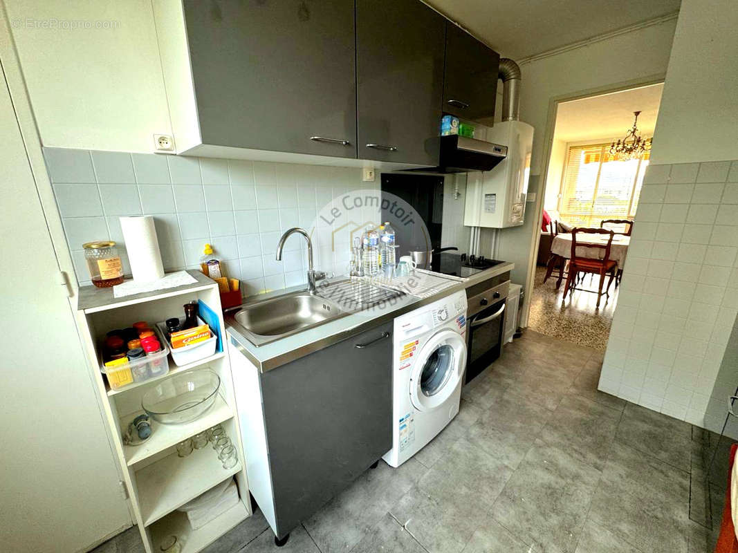 Appartement à MARSEILLE-9E