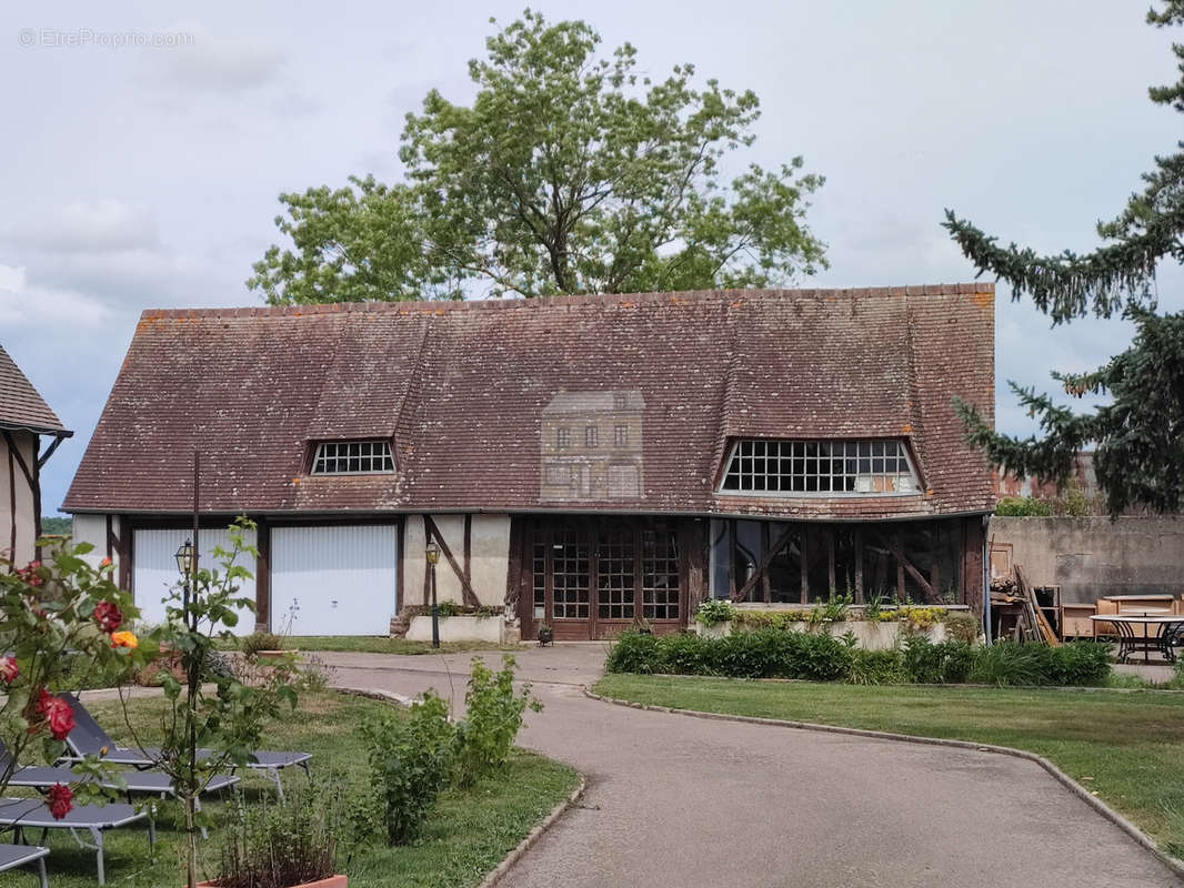 Maison à BEAUMONT-LE-ROGER