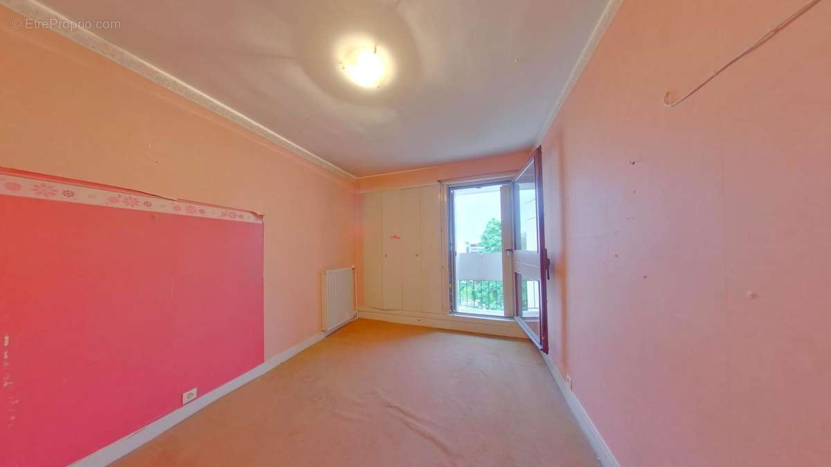 Appartement à NANTERRE