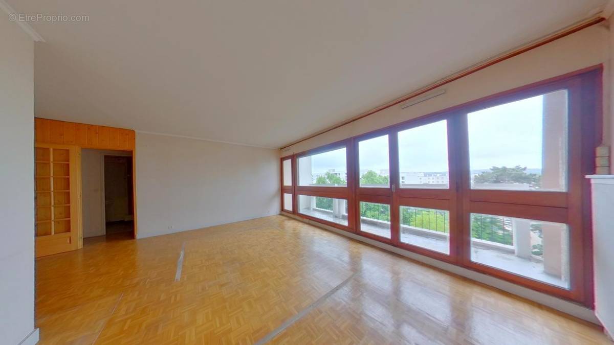 Appartement à NANTERRE