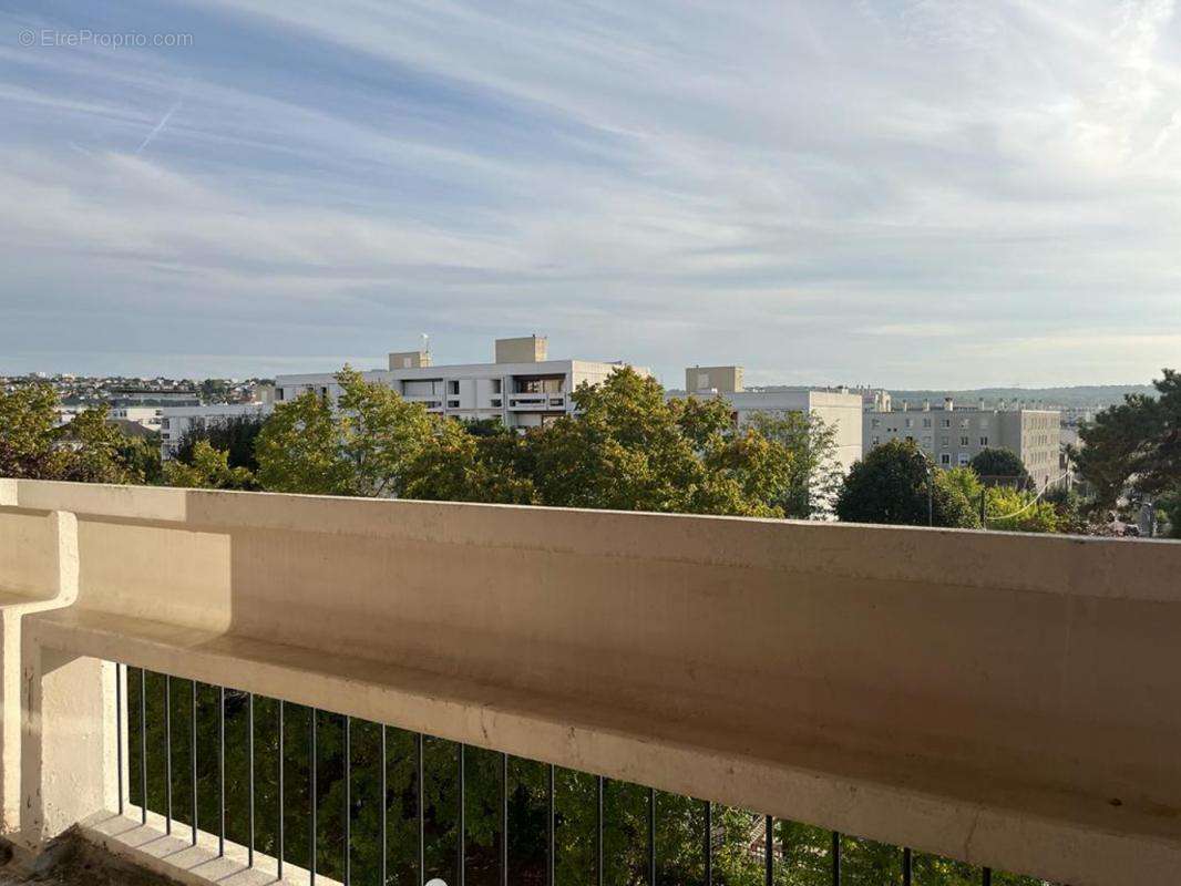 Appartement à NANTERRE