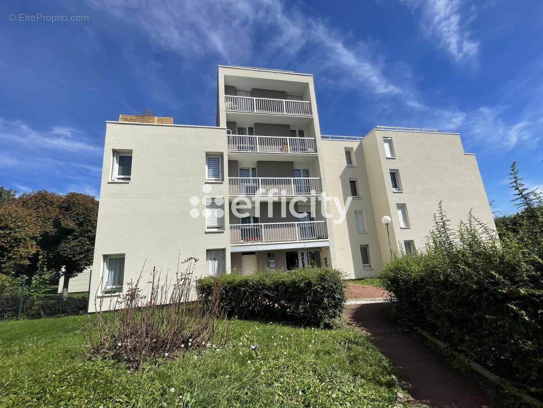 Appartement à ROISSY-EN-BRIE