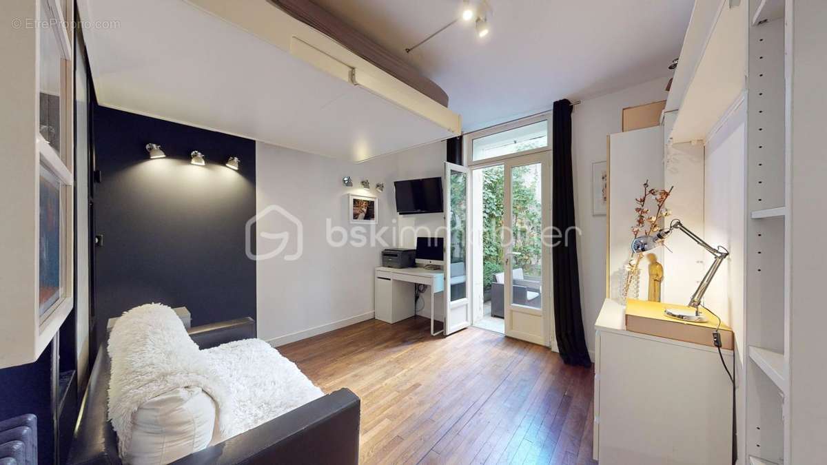 Appartement à PARIS-18E