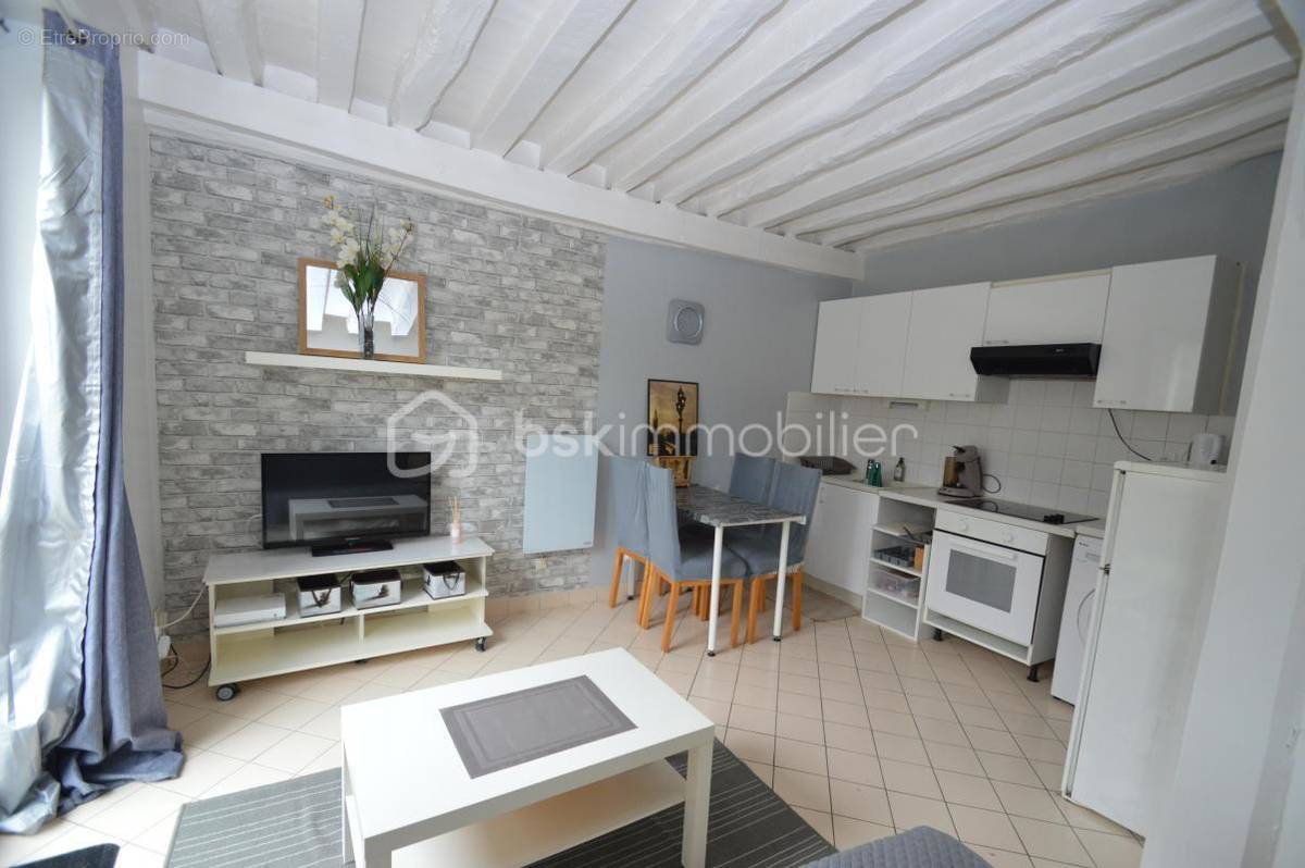 Appartement à VILLENEUVE-SOUS-DAMMARTIN