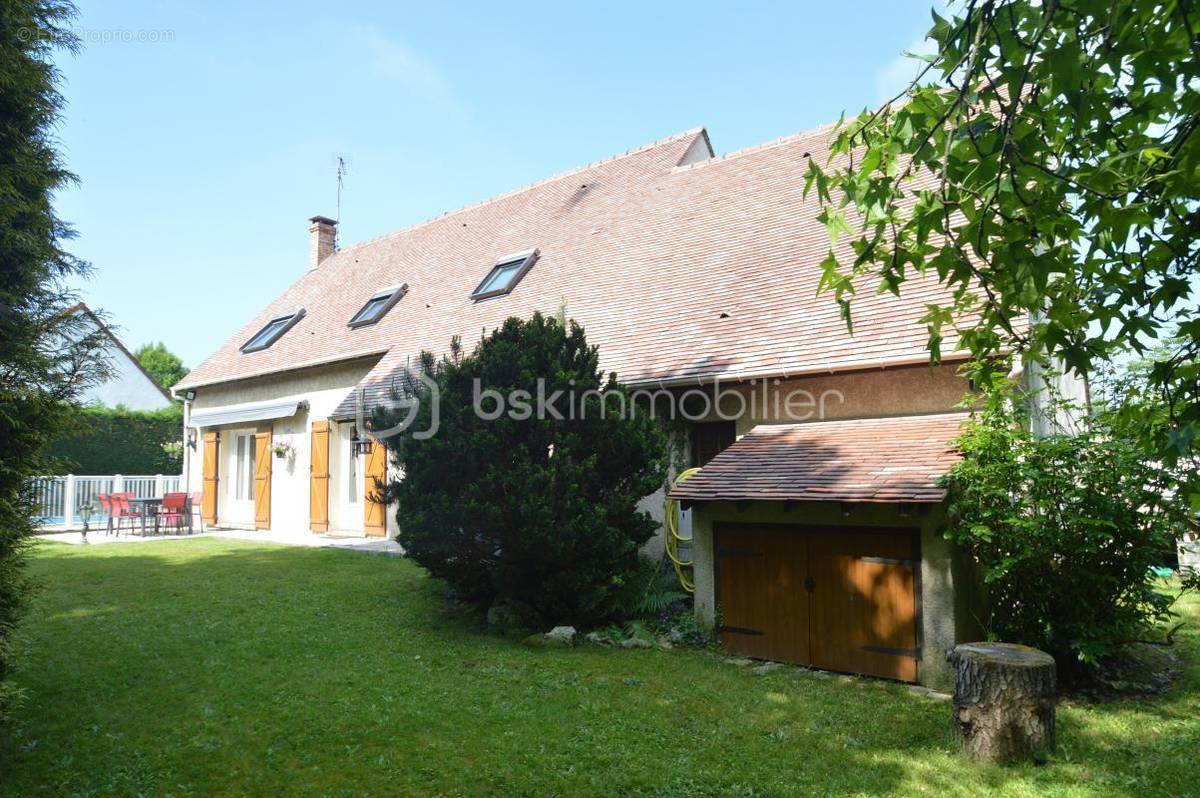 Maison à CLAYE-SOUILLY