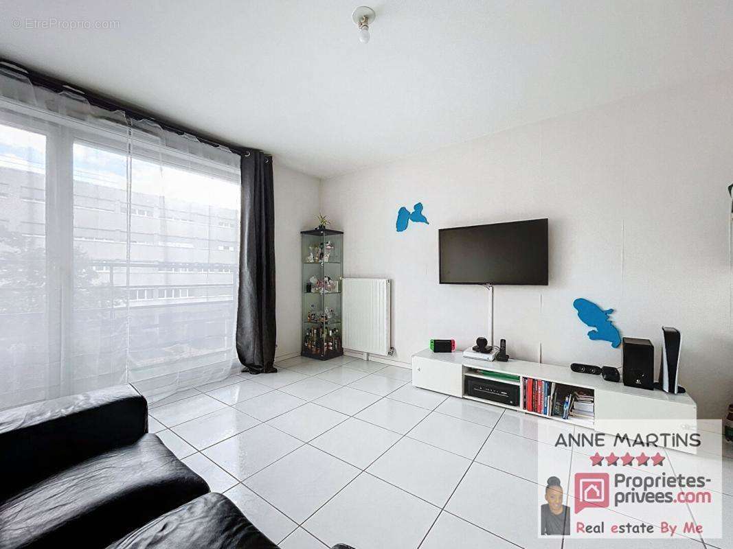 Appartement à ATHIS-MONS