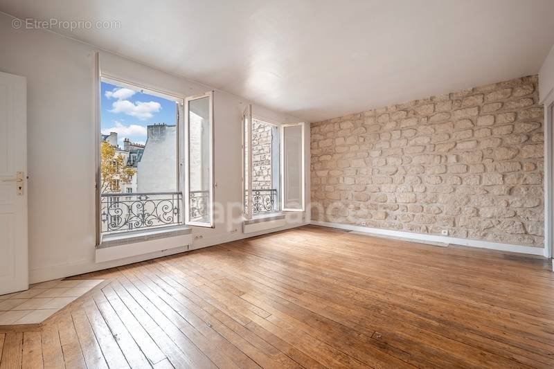 Appartement à PARIS-5E