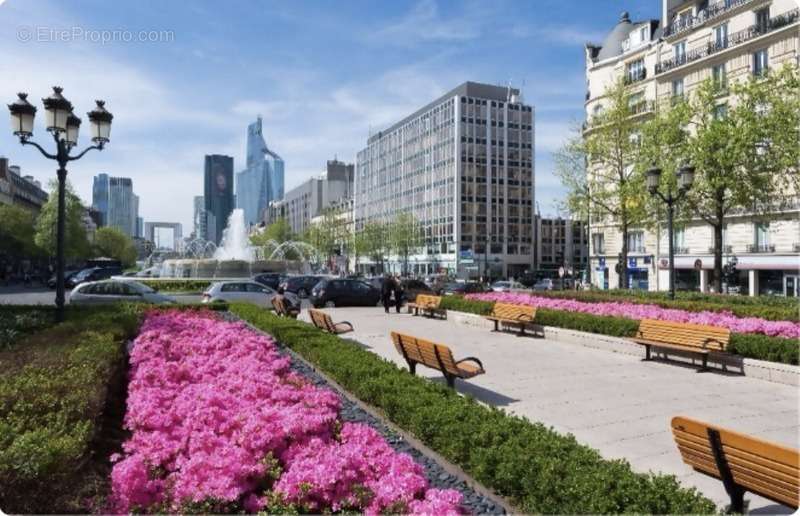 Appartement à NEUILLY-SUR-SEINE