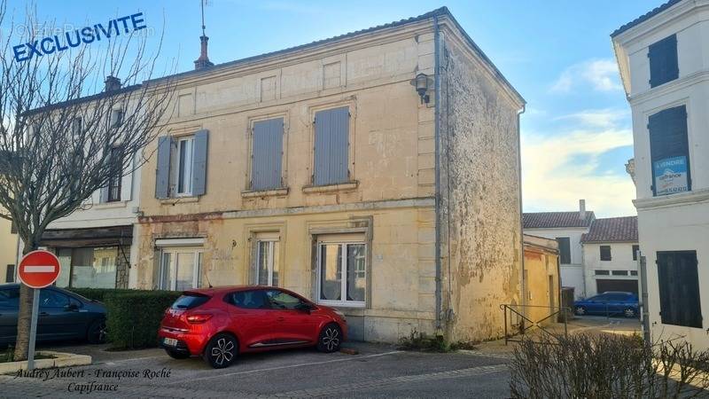 Appartement à TONNAY-BOUTONNE