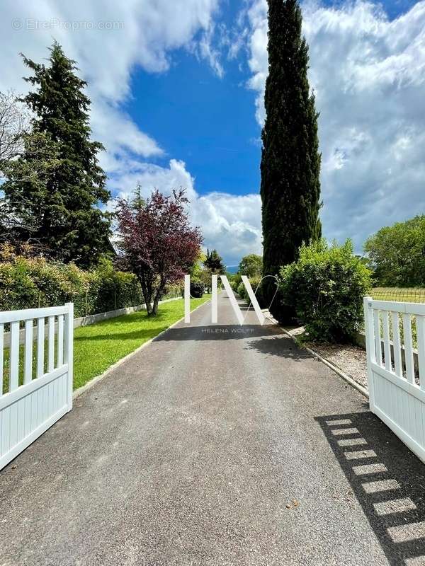 Appartement à ANTHY-SUR-LEMAN