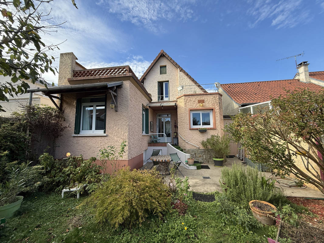 Maison à BELLERIVE-SUR-ALLIER