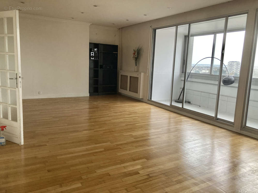 Appartement à SARCELLES