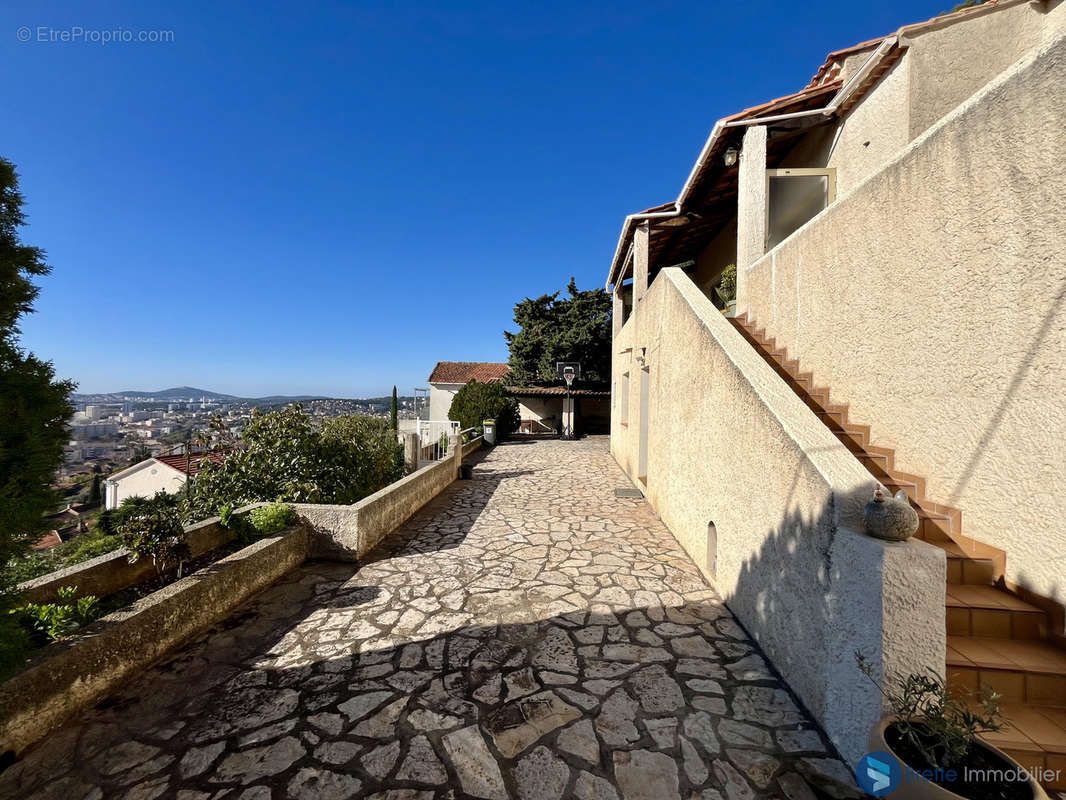 Maison à TOULON