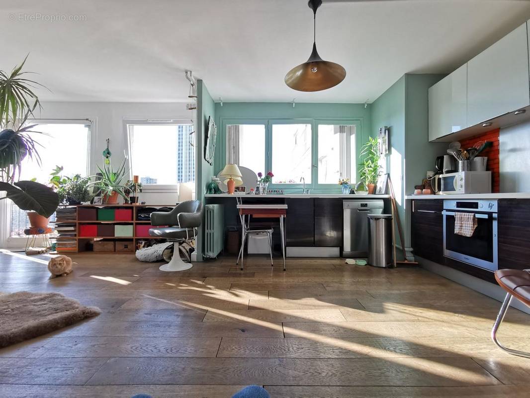 Appartement à PARIS-19E