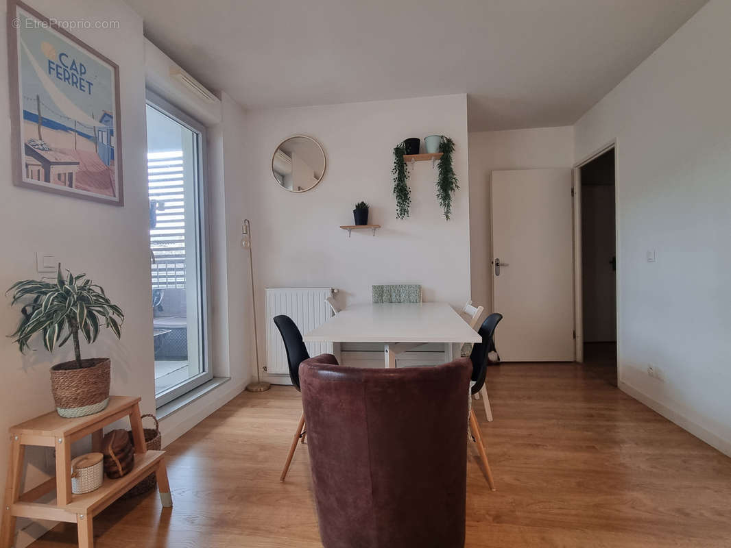 Appartement à CENON