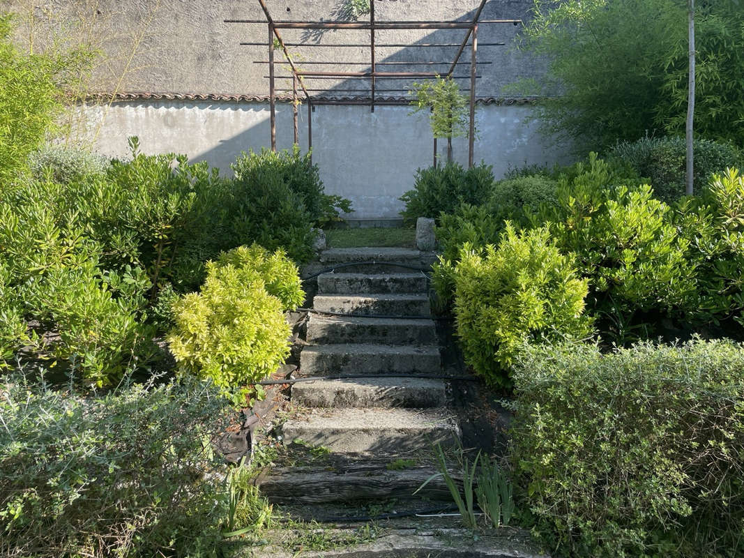 Maison à PENNE-D&#039;AGENAIS