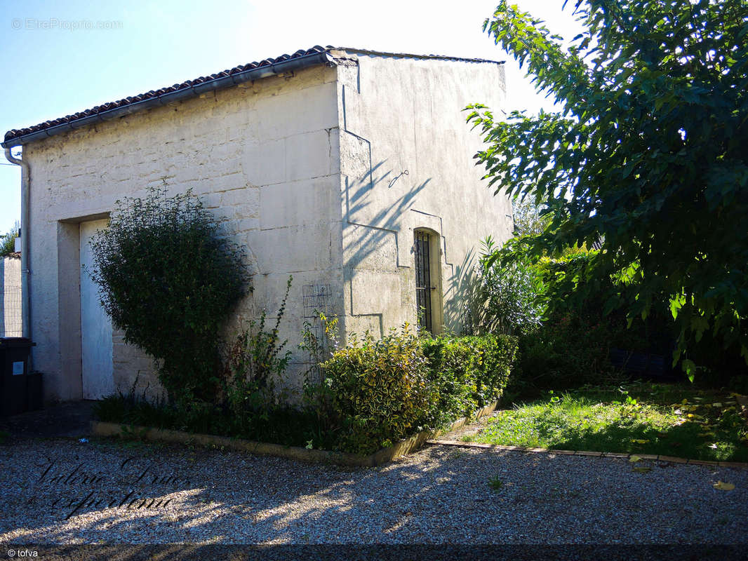 Maison à COGNAC