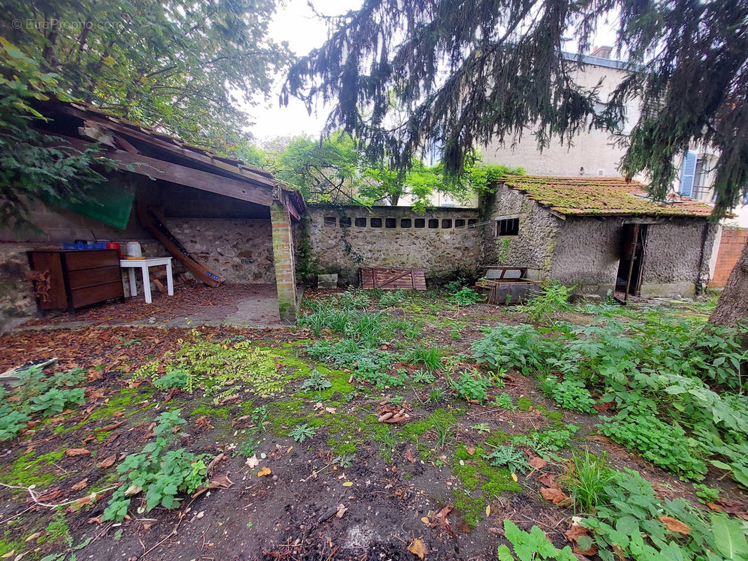 Appartement à COUPVRAY