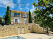 Maison à SAINT-SATURNIN-LES-APT