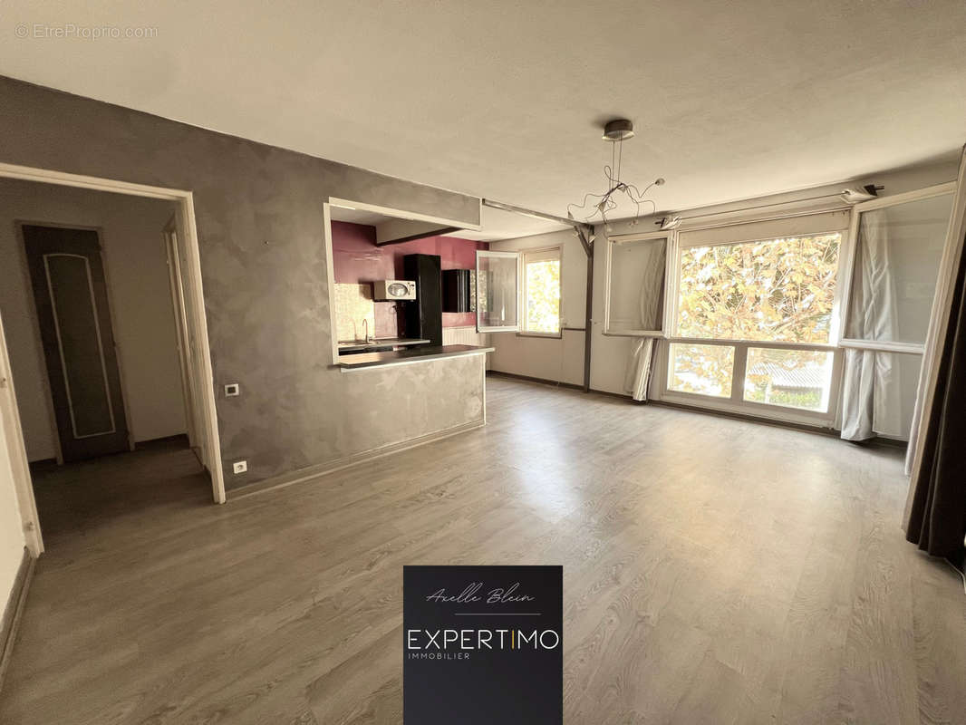 Appartement à MARSEILLE-8E