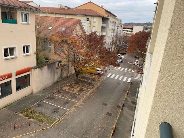 Appartement à BOURGOIN-JALLIEU