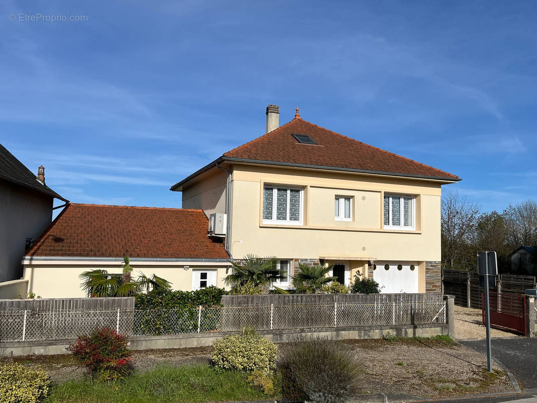 Maison à PAYZAC