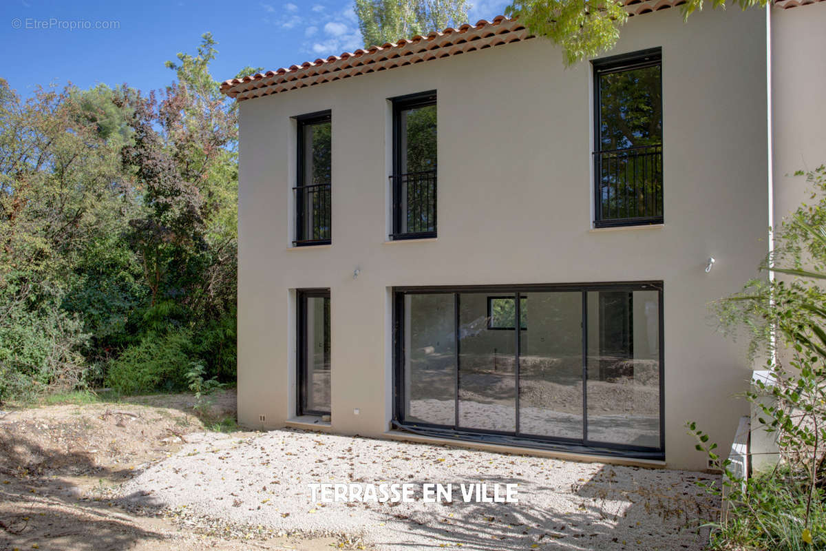 Maison à AIX-EN-PROVENCE